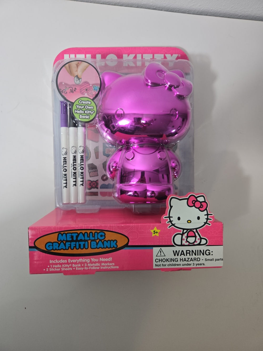 Hello Kitty Metallic Graffiti Bank - Pink - Picture 4 of 8